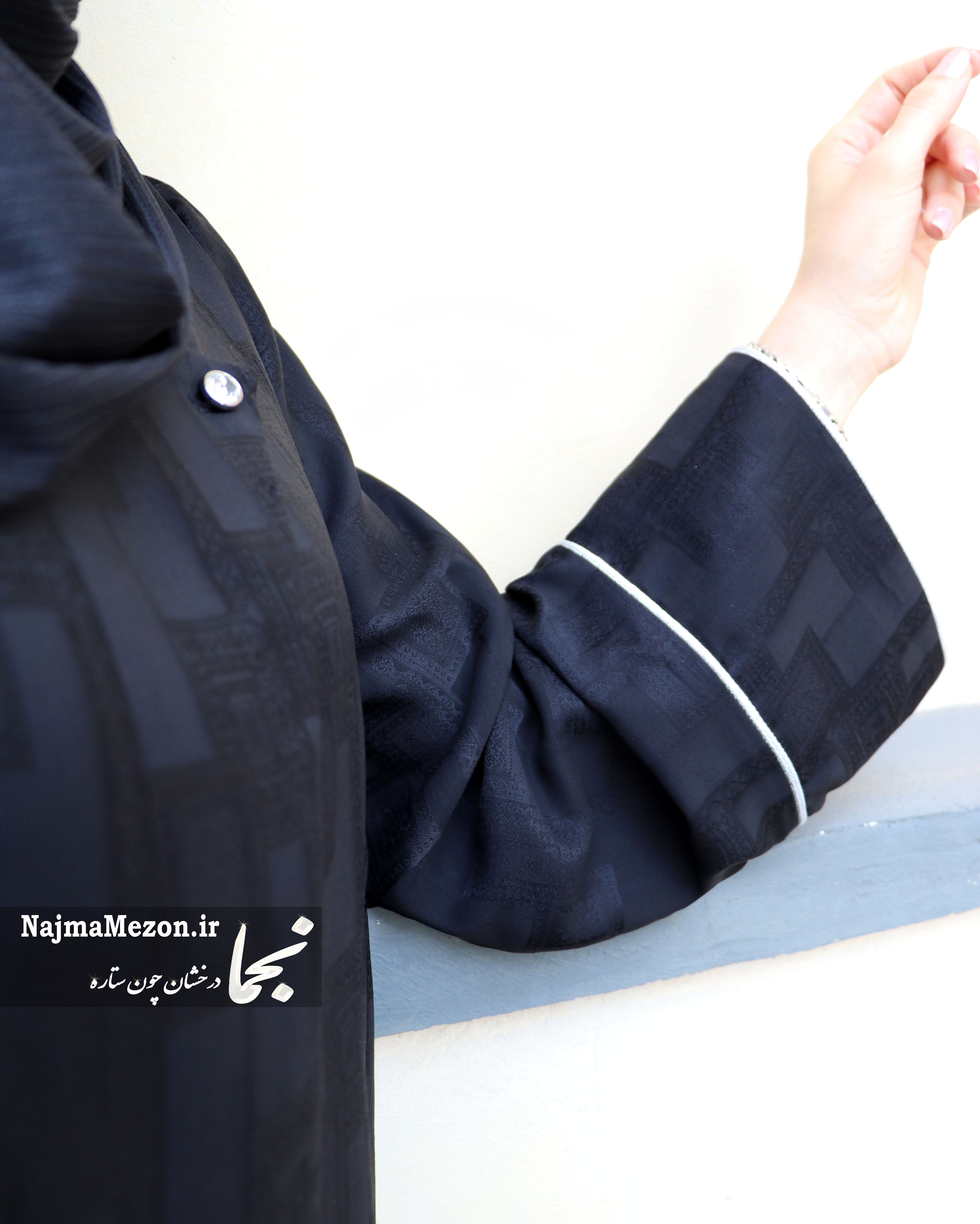 مانتو بلند زنانه از جنس ژاکارد مرغوب - طراحی عبایی و مجلسی