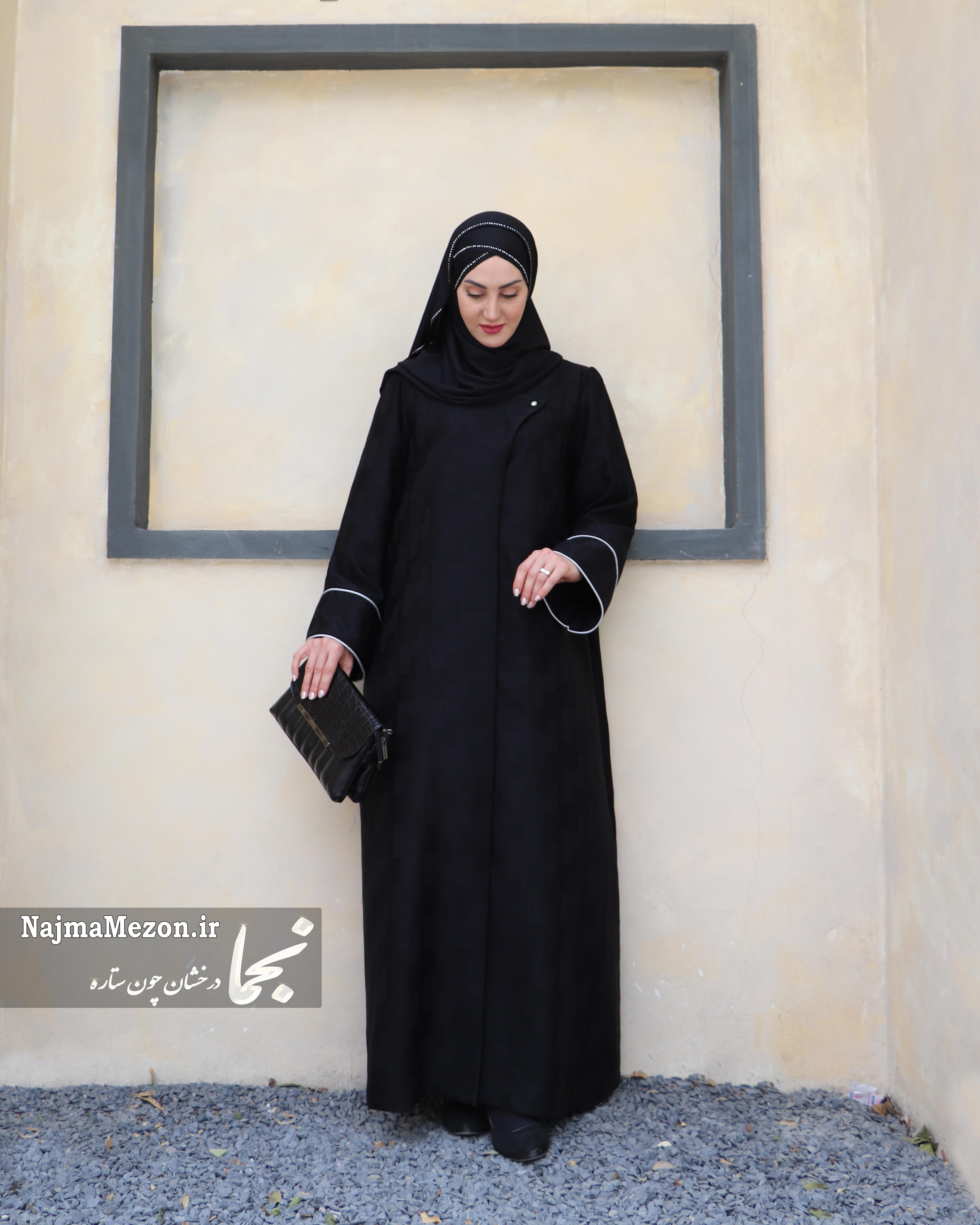 مانتو عبایی ژاکارد- عکس تمام قد مدل خانم جان