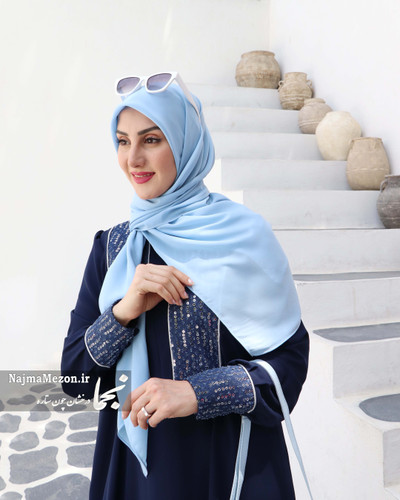 آستین مچی دکمهدار مانتو عبایی ضحی