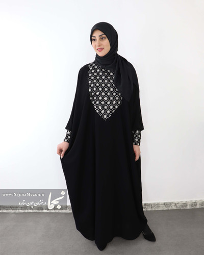 خرید عبا زنانه مشکی نمای جلوی عبا حنانه