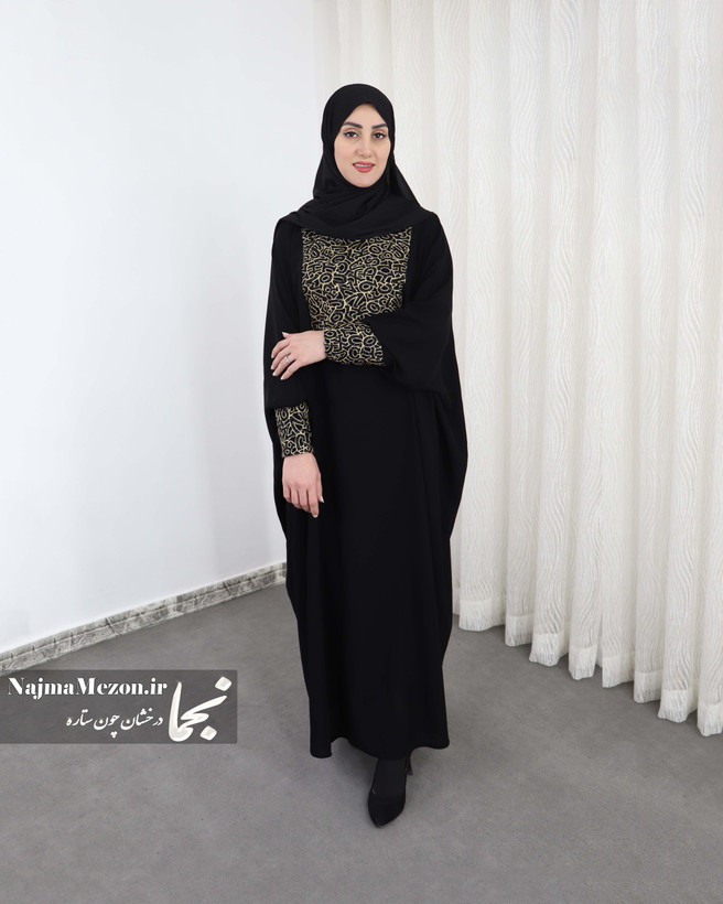 خرید عبا مشکی طلایی | نمای کلی مدل مریم مزون نجما