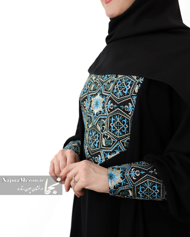 خرید عبا مشکی مجلسی | نمایش نمای نزدیک بالاتنه جلو عبای فیروزه