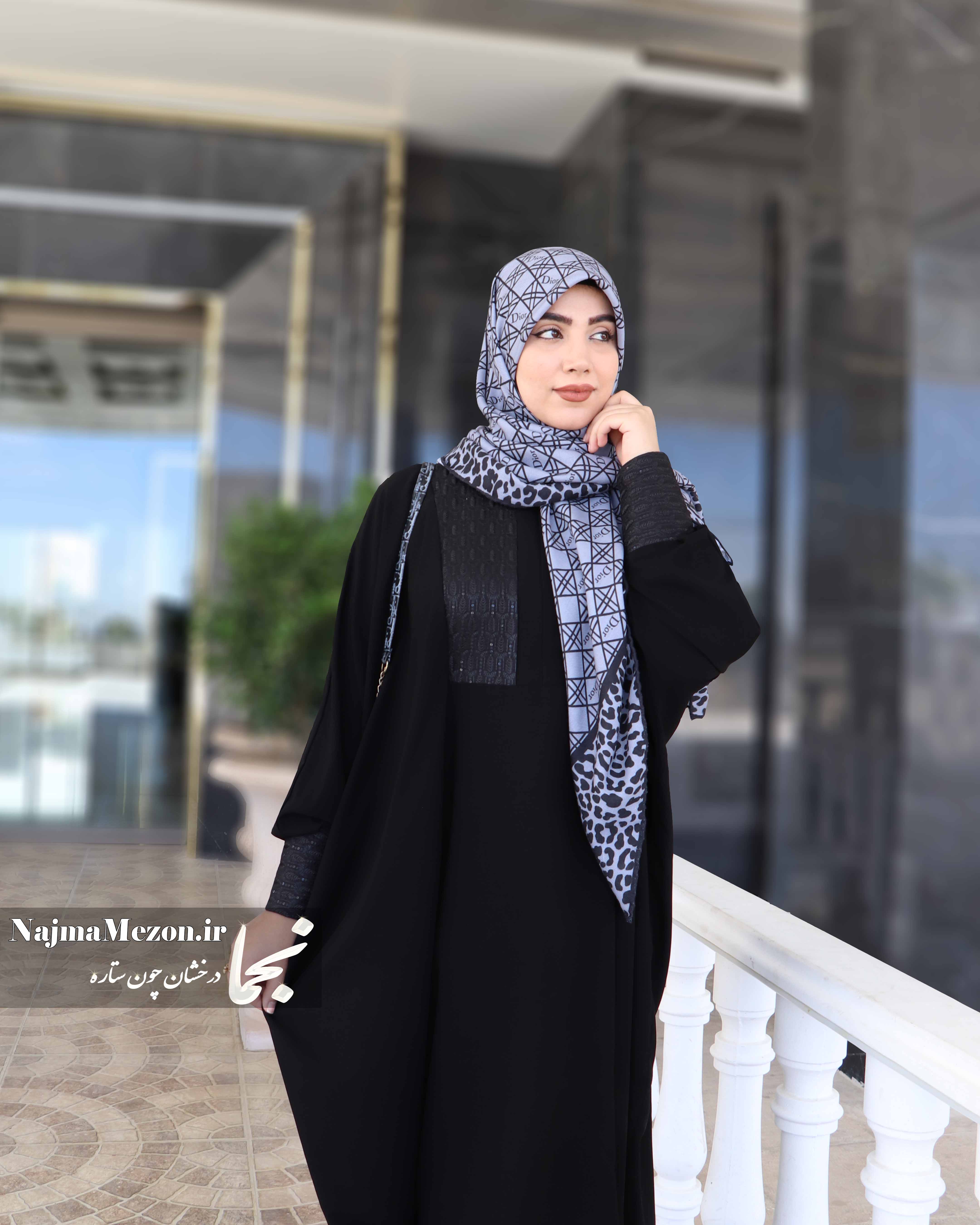خرید عبای مجلسی سوزن‌دوزی هندی مدل ضحی تمام مشکی | مزون نجما